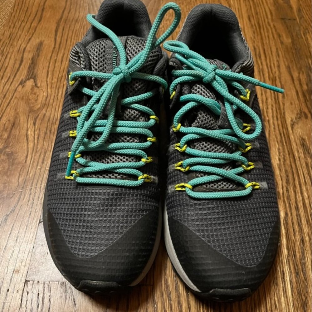 Columbia Trailstorm Hiking Women's Size 7 Gray Hiking Sneakers BL0156-053